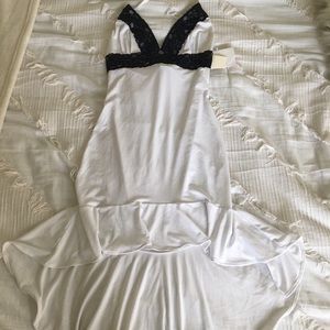 Hipwear chemise nightgown halter top